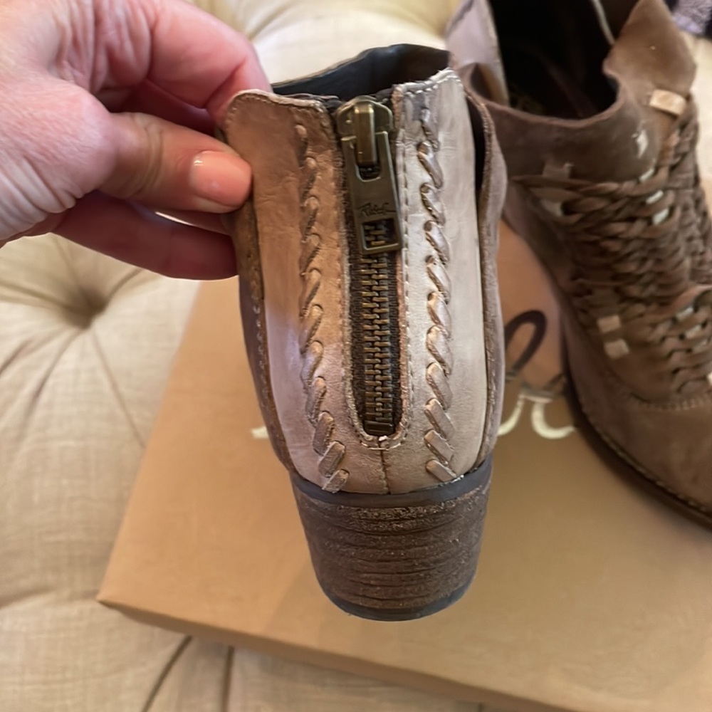 Rebels Brown Booties - image 4